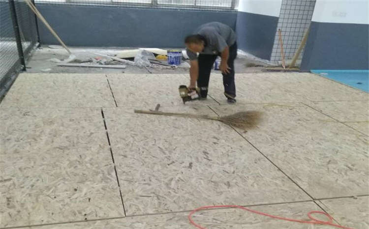 籃球館橡膠木地板如何養(yǎng)護